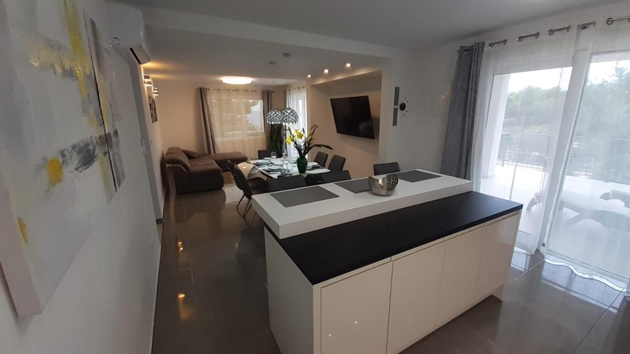 Holiday Hvar Lux Basina Екстериор снимка