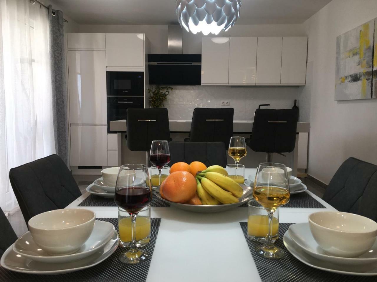 Holiday Hvar Lux Basina Екстериор снимка
