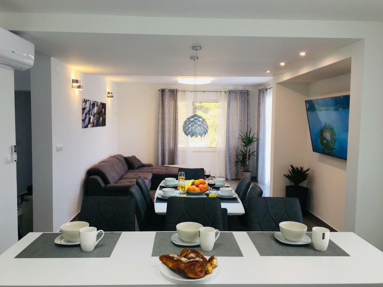 Holiday Hvar Lux Basina Екстериор снимка