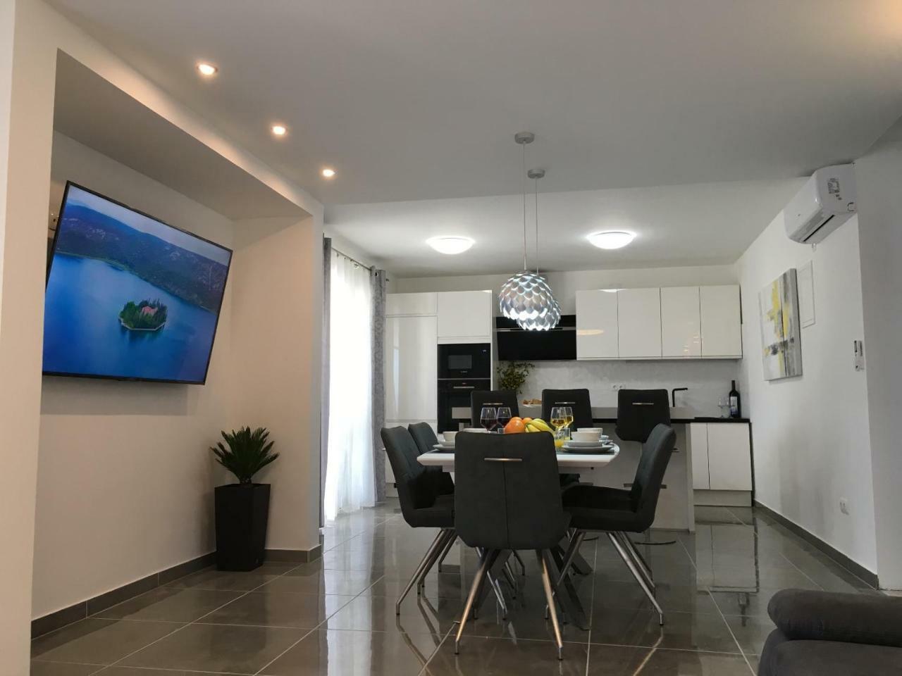 Holiday Hvar Lux Basina Екстериор снимка